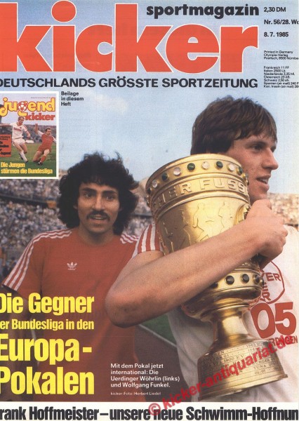 DFB Pokal: Bayer Uerdingen: Mit dem Pokal jetzt International. Titelbild Wöhrlin und Wolfgang Funkel: (Bayer Uerdingen 05)